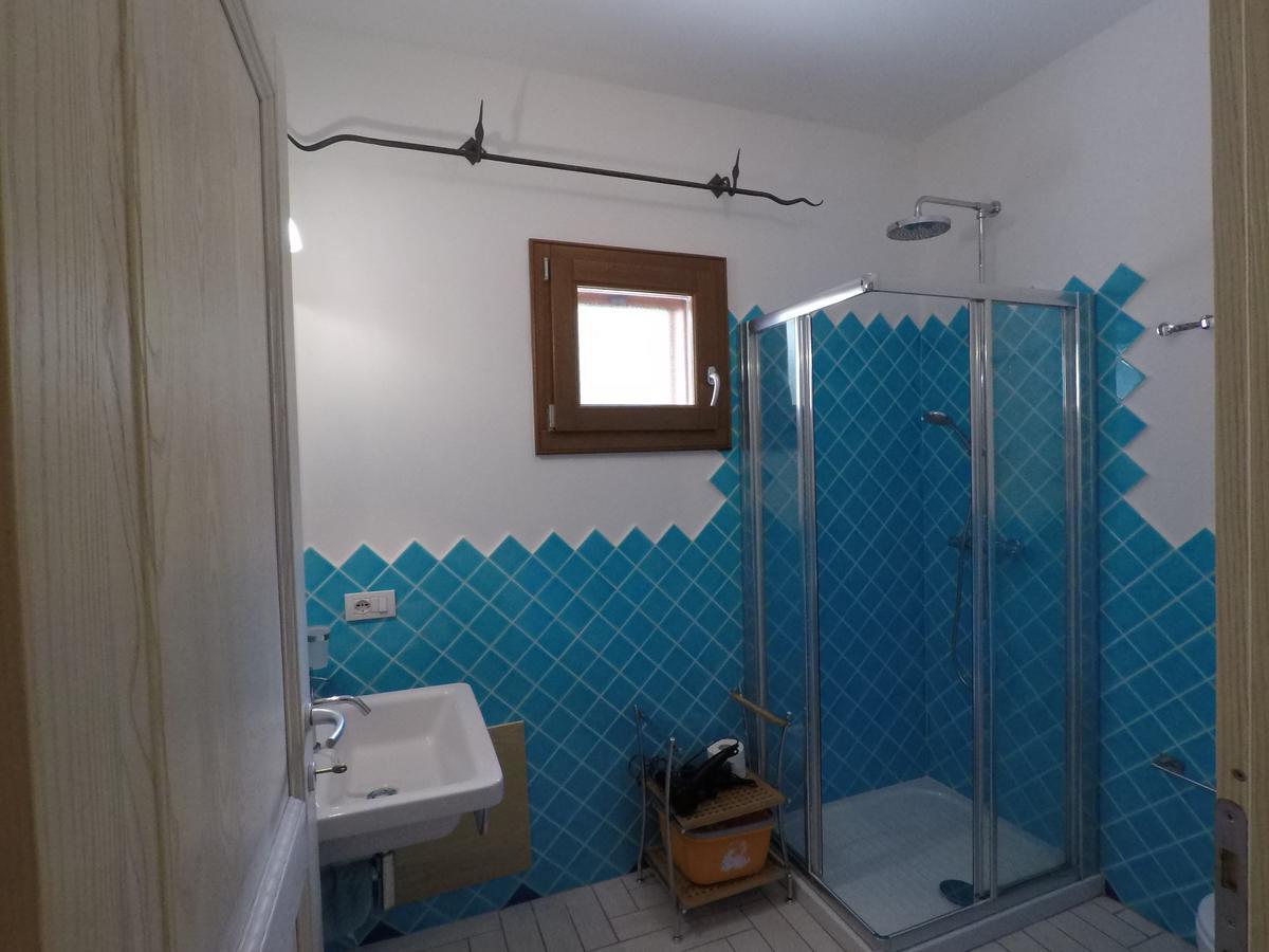 La Corte Degli Ulivi Appartamenti Cala Liberotto Eksteriør billede