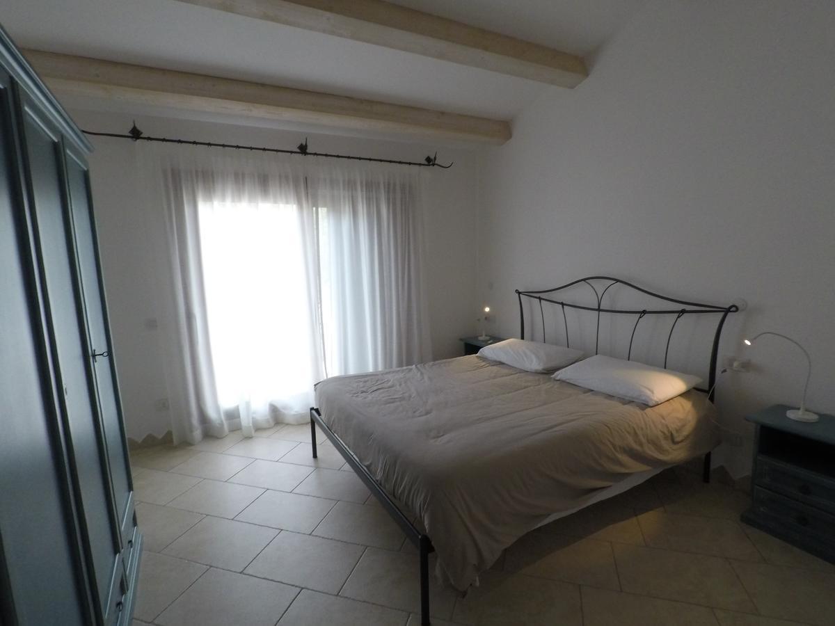 La Corte Degli Ulivi Appartamenti Cala Liberotto Eksteriør billede