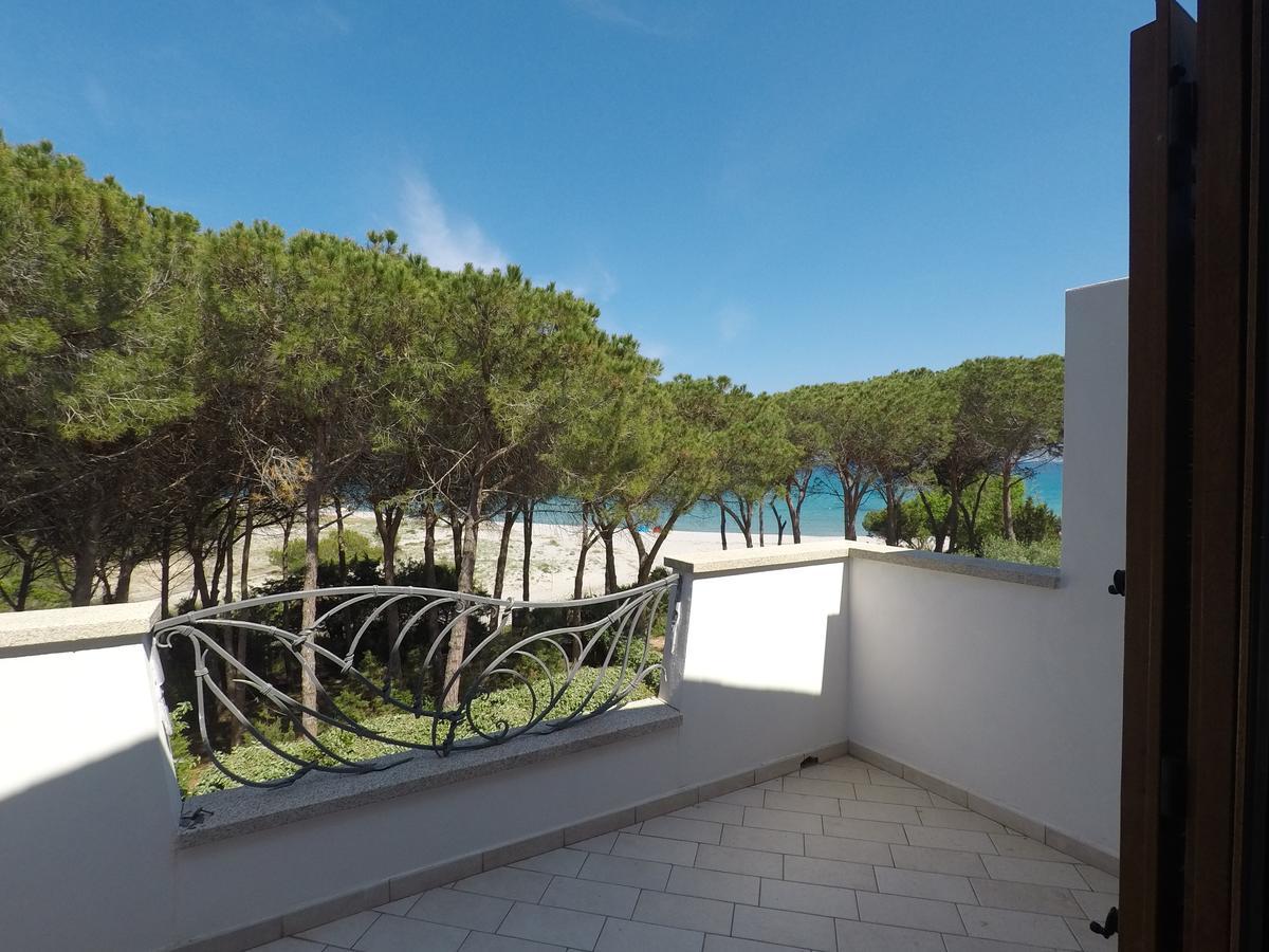La Corte Degli Ulivi Appartamenti Cala Liberotto Eksteriør billede