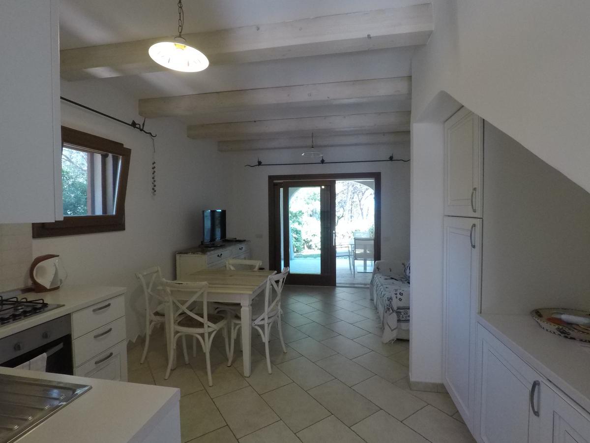 La Corte Degli Ulivi Appartamenti Cala Liberotto Eksteriør billede